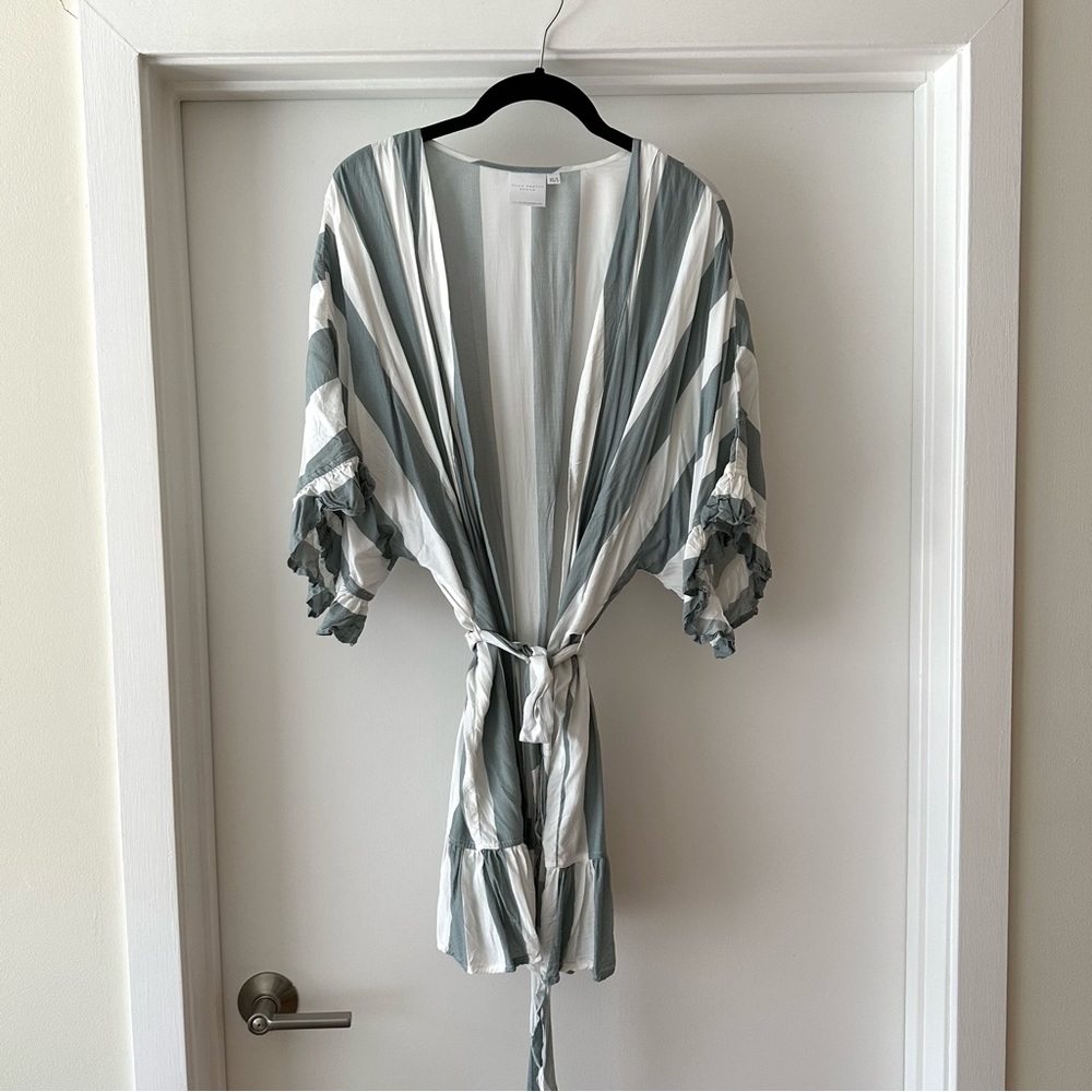 pretty plum sugar flutter robe